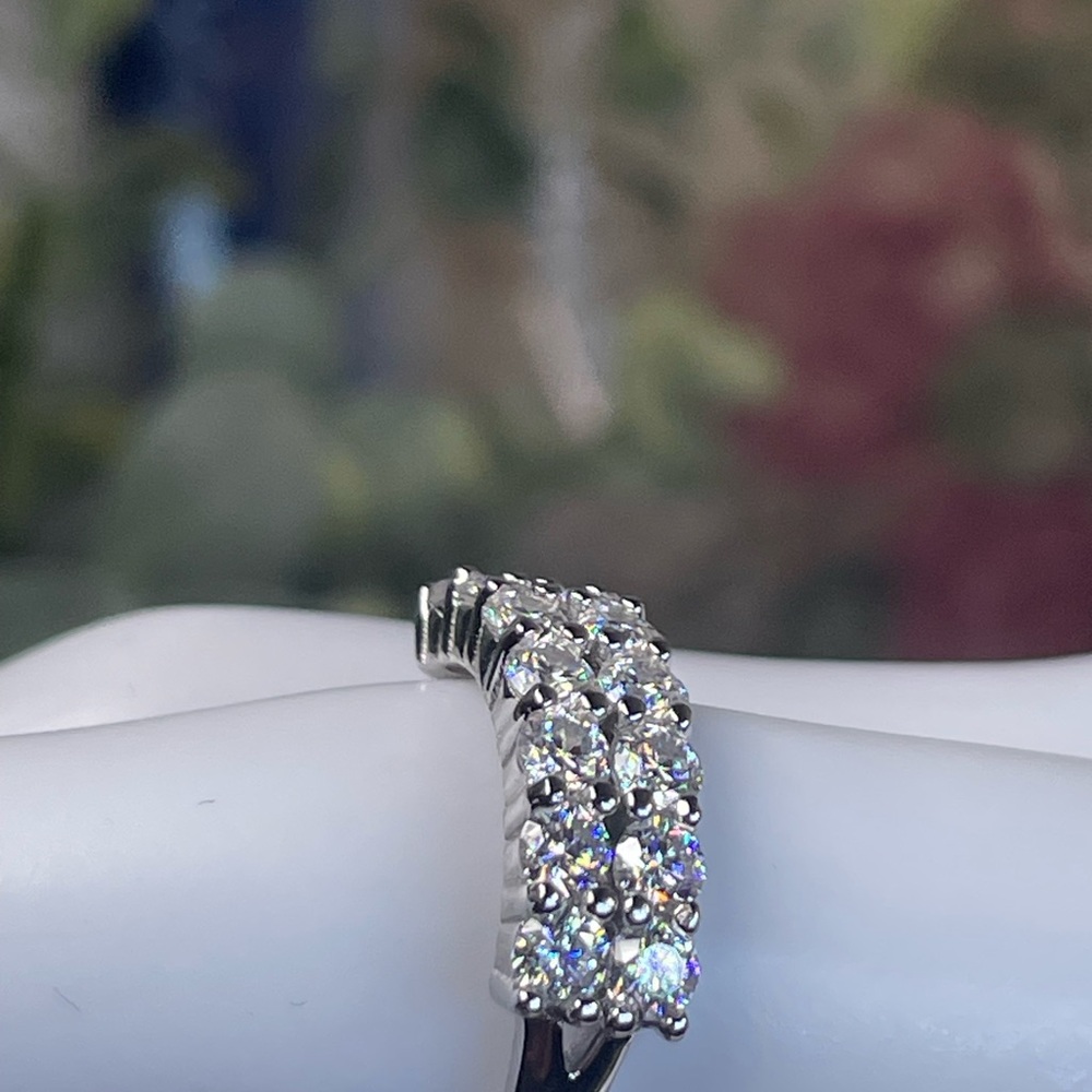 Clearance‼️1.4ct Moissanite  Ring! Moissanite 14k white Gold/silver - Picture 7 of 16